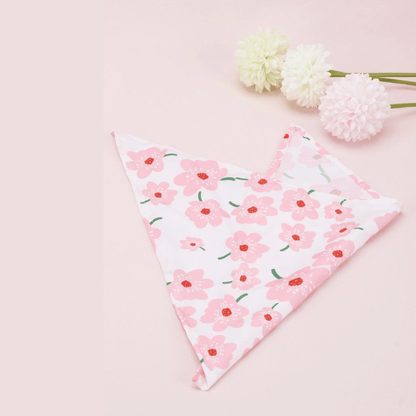 Pet Triangular Bib/Bandana – Scarf with Flowers Design for Dogs & Cats, Flowers